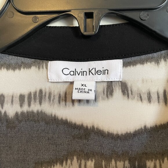 Calvin Klein striped tunic blouse or shirt - Size XL - Roll tab sleeves! - Picture 5 of 5